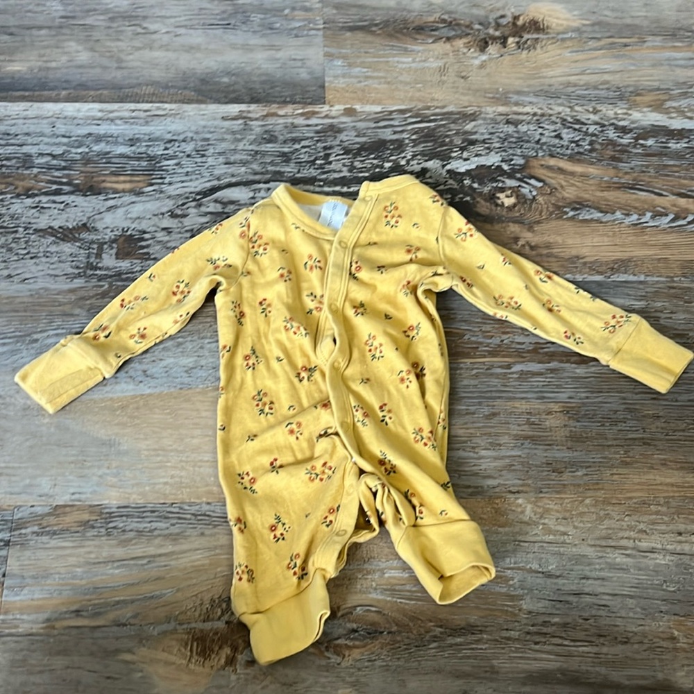 Button Up Onsie, Size Newborn